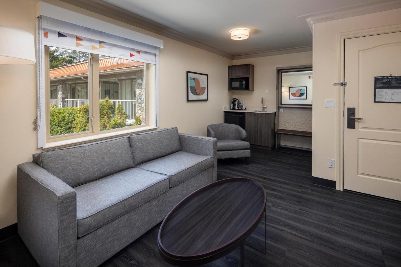 Holiday Inn Victoria - Elk Lake By Ihg Saanich Buitenkant foto