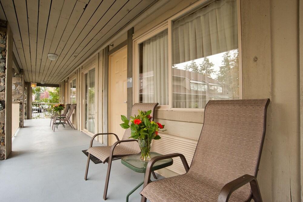Holiday Inn Victoria - Elk Lake By Ihg Saanich Buitenkant foto